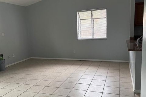 Casa en venta en Apopka, Florida, 3 dormitorios, 99.22 m2 № 2364143 - foto 9