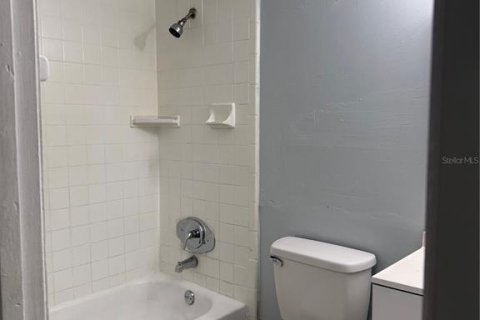 Casa en venta en Apopka, Florida, 3 dormitorios, 99.22 m2 № 2364143 - foto 4
