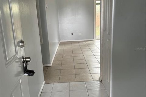 Casa en venta en Apopka, Florida, 3 dormitorios, 99.22 m2 № 2364143 - foto 6