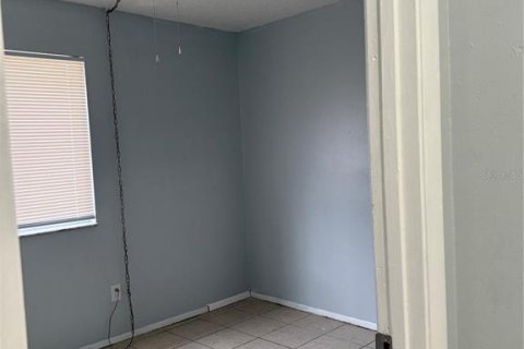 Casa en venta en Apopka, Florida, 3 dormitorios, 99.22 m2 № 2364143 - foto 11