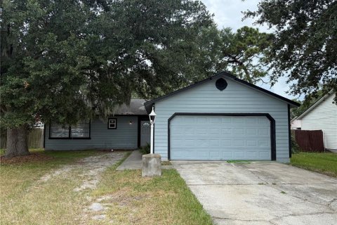 Casa en venta en Apopka, Florida, 3 dormitorios, 99.22 m2 № 2364143 - foto 3