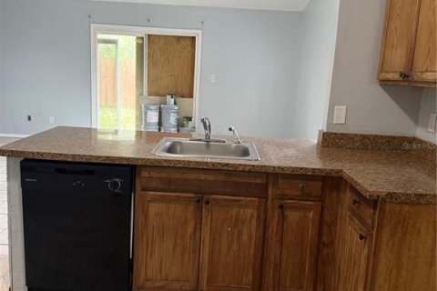Casa en venta en Apopka, Florida, 3 dormitorios, 99.22 m2 № 2364143 - foto 8