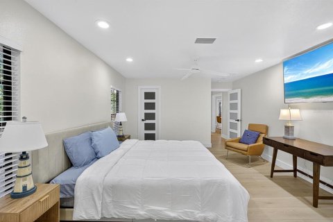 Casa en venta en Sarasota, Florida, 3 dormitorios, 229.47 m2 № 2409884 - foto 4
