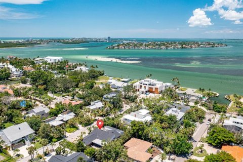 Casa en venta en Sarasota, Florida, 3 dormitorios, 229.47 m2 № 2409884 - foto 2