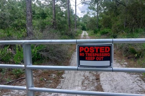 Terreno en venta en Cedar Key, Florida № 1919024 - foto 3