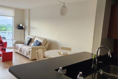 Copropriété à vendre à Aventura, Floride: 1 chambre, 69.86 m2 № 2050015 - photo 2