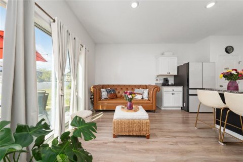 House in Minneola, Florida 3 bedrooms, 186.27 sq.m. № 2312797 - photo 14