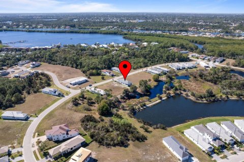 House in Port St. Lucie, Florida 2 bedrooms, 138.8 sq.m. № 2190044 - photo 23