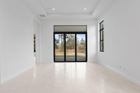 House in Port St. Lucie, Florida 2 bedrooms, 138.8 sq.m. № 2190044 - photo 12