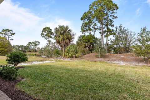 House in Port St. Lucie, Florida 2 bedrooms, 138.8 sq.m. № 2190044 - photo 21