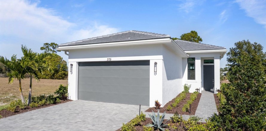 House in Port St. Lucie, Florida 2 bedrooms, 138.8 sq.m. № 2190044