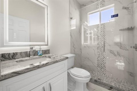 Casa en venta en Odessa, Florida, 5 dormitorios, 285.21 m2 № 1835362 - foto 19