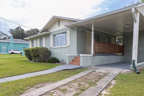 Villa ou maison à louer à DeLand, Floride: 2 chambres, 74.32 m2 № 2094661 - photo 2