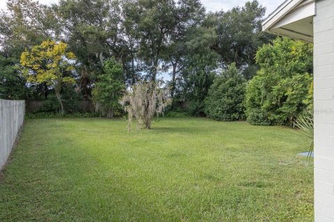 Villa ou maison à louer à DeLand, Floride: 2 chambres, 74.32 m2 № 2094661 - photo 12