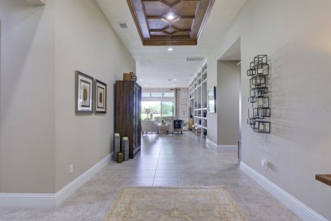 House in Orlando, Florida 4 bedrooms, 331.75 sq.m. № 1805898 - photo 9