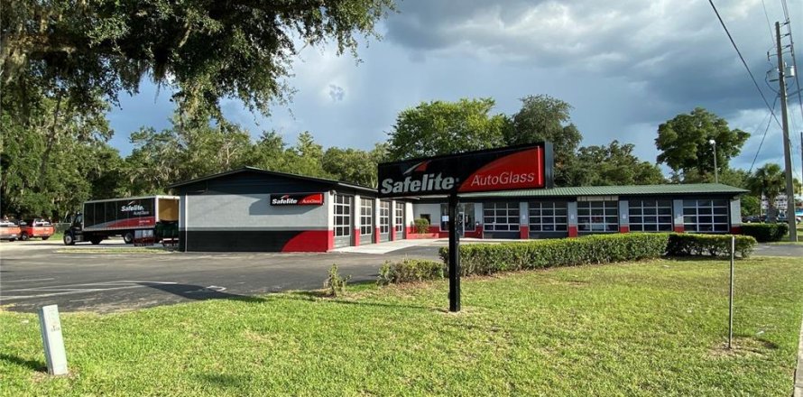 Commercial property in Gainesville, Florida 522.95 sq.m. № 2105916