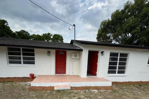 Villa ou maison à vendre à Apopka, Floride: 4 chambres, 144.93 m2 № 1911424 - photo 1