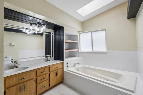 Купить виллу или дом в Спринг-Хилл, Флорида 3 комнаты, 169.27м2, № 2283546 - фото 15