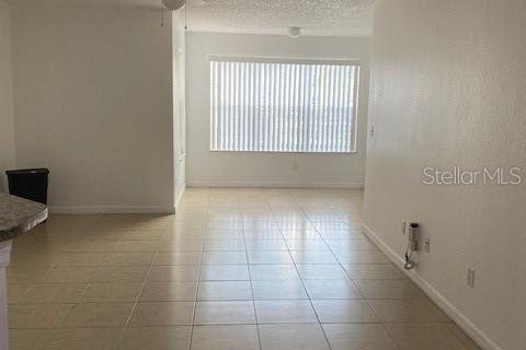Condominio en alquiler en Orlando, Florida, 2 dormitorios, 97.92 m2 № 1919640 - foto 12
