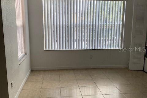 Condominio en alquiler en Orlando, Florida, 2 dormitorios, 97.92 m2 № 1919640 - foto 11