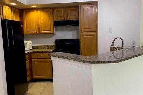 Condominio en alquiler en Orlando, Florida, 2 dormitorios, 97.92 m2 № 1919640 - foto 5