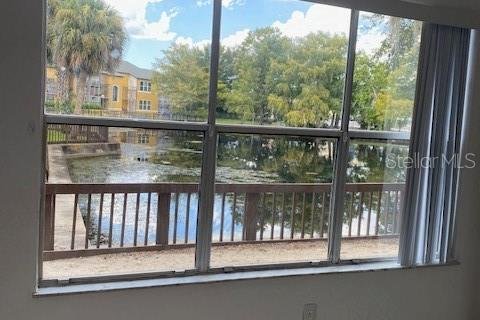 Condominio en alquiler en Orlando, Florida, 2 dormitorios, 97.92 m2 № 1919640 - foto 9