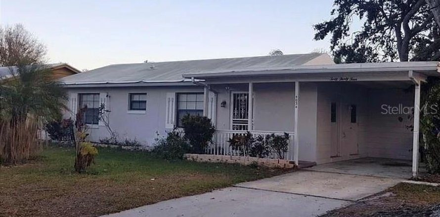 Casa en Orlando, Florida 4 dormitorios, 136.75 m2 № 2222044