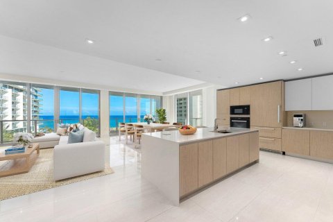 Condominio en Riviera Beach, Florida, 2 dormitorios  № 2145969
