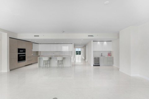 Condominio en venta en Riviera Beach, Florida, 2 dormitorios, 234.58 m2 № 2145969 - foto 6