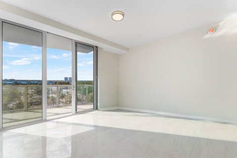 Condominio en venta en Riviera Beach, Florida, 2 dormitorios, 234.58 m2 № 2145969 - foto 22