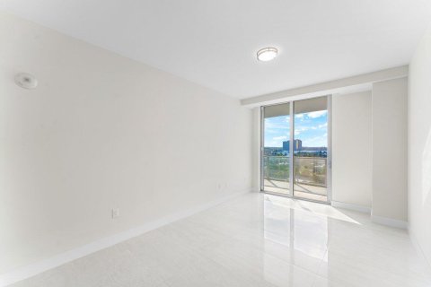 Condominio en venta en Riviera Beach, Florida, 2 dormitorios, 234.58 m2 № 2145969 - foto 26