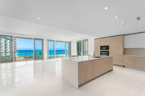 Condominio en venta en Riviera Beach, Florida, 2 dormitorios, 234.58 m2 № 2145969 - foto 4