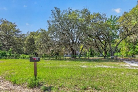House in Palatka, Florida 3 bedrooms, 108.7 sq.m. № 2110847 - photo 2