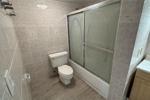 Copropriété à louer à Miami, Floride: 1 chambre, 75.53 m2 № 1947278 - photo 9