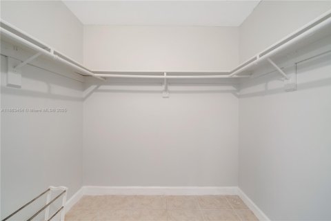 Condominio en venta en Miami, Florida, 2 dormitorios, 91.51 m2 № 2076974 - foto 19