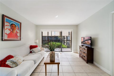 Condominio en venta en Miami, Florida, 2 dormitorios, 91.51 m2 № 2076974 - foto 9
