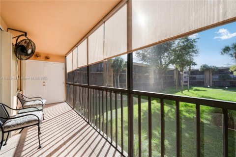 Condominio en venta en Miami, Florida, 2 dormitorios, 91.51 m2 № 2076974 - foto 13