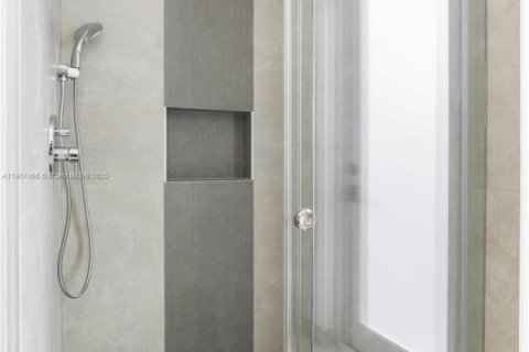 Villa ou maison à vendre à Fort Lauderdale, Floride: 4 chambres, 233 m2 № 1964258 - photo 18