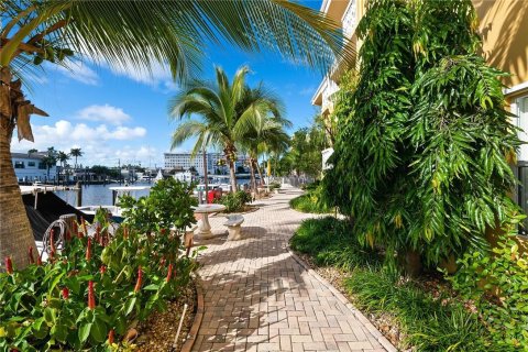 Condominio en venta en Fort Lauderdale, Florida, 2 dormitorios, 83.89 m2 № 2298026 - foto 25