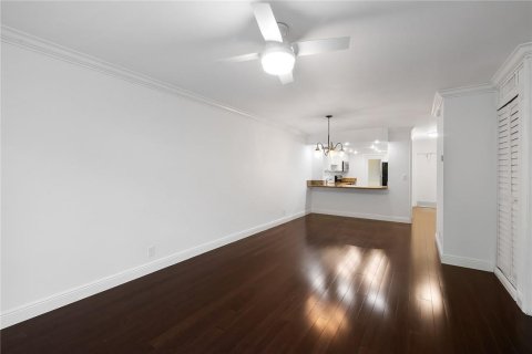 Condominio en venta en Fort Lauderdale, Florida, 2 dormitorios, 83.89 m2 № 2298026 - foto 11