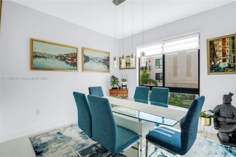 Condo in Doral, Florida, 3 bedrooms  № 1684245 - photo 11