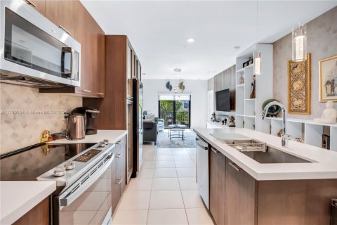 Condo in Doral, Florida, 3 bedrooms  № 1684245 - photo 8
