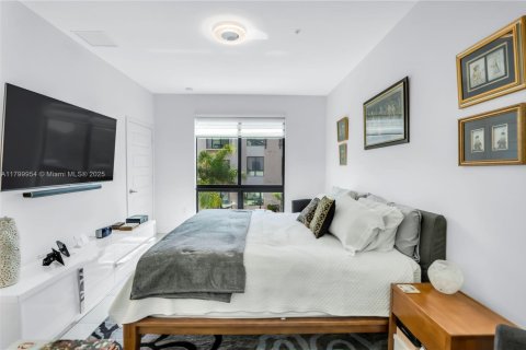 Condo in Doral, Florida, 3 bedrooms  № 1684245 - photo 15