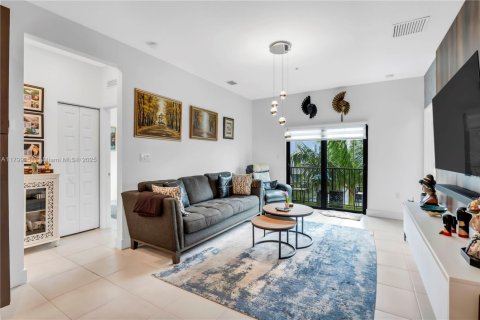 Condo in Doral, Florida, 3 bedrooms  № 1684245 - photo 25