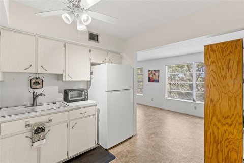 Купить кондоминиум в Клируотер, Флорида 3 комнаты, 99.41м2, № 1680375 - фото 7