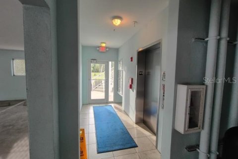 Copropriété à vendre à Bradenton, Floride: 2 chambres, 153.29 m2 № 1905136 - photo 2