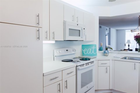 Condominio en venta en Tamarac, Florida, 2 dormitorios, 112.88 m2 № 2025004 - foto 18