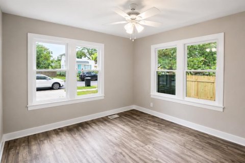 Casa en venta en Saint Petersburg, Florida, 3 dormitorios, 106.28 m2 № 2217484 - foto 13