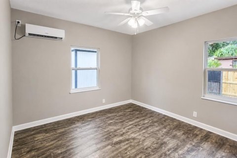 Casa en venta en Saint Petersburg, Florida, 3 dormitorios, 106.28 m2 № 2217484 - foto 8