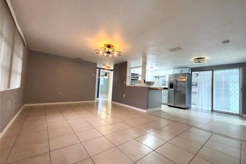 Casa en venta en Beverly Hills, Florida, 2 dormitorios, 116.59 m2 № 2231956 - foto 7